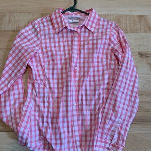 Columbia women’s shirt